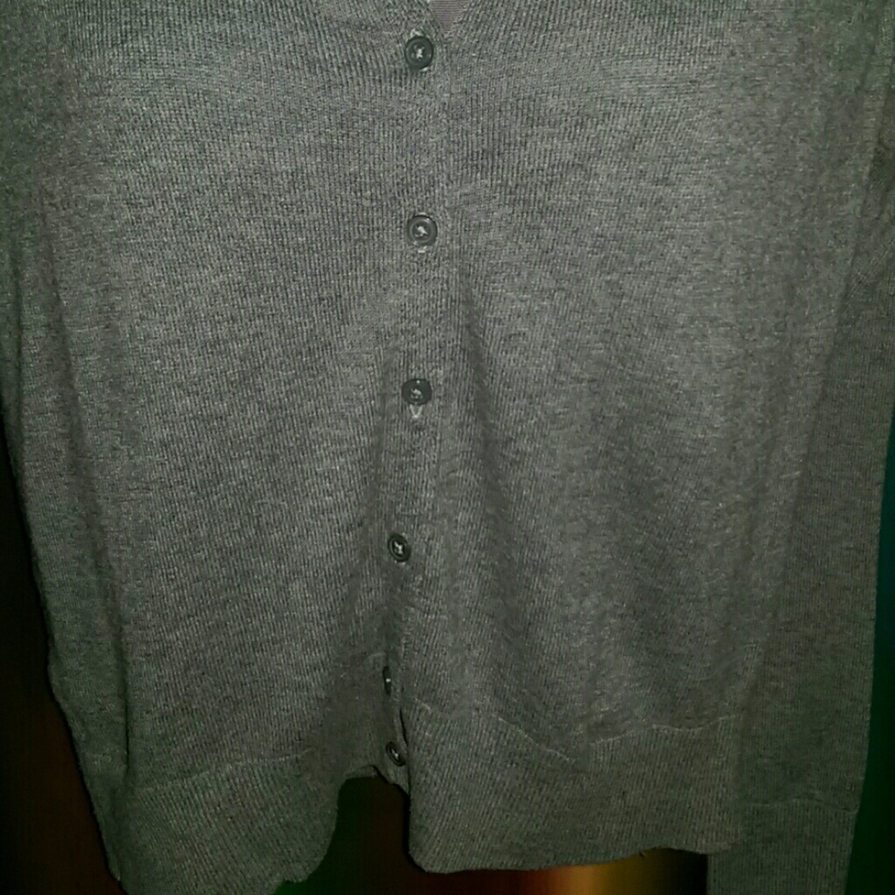 Banana Republic Cardigan - Picture 3 of 5